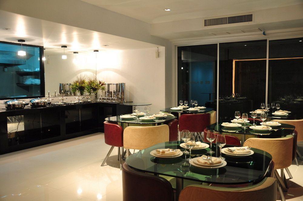 Palms @ Sukhumvit Executive Suite Bangkok Exterior foto