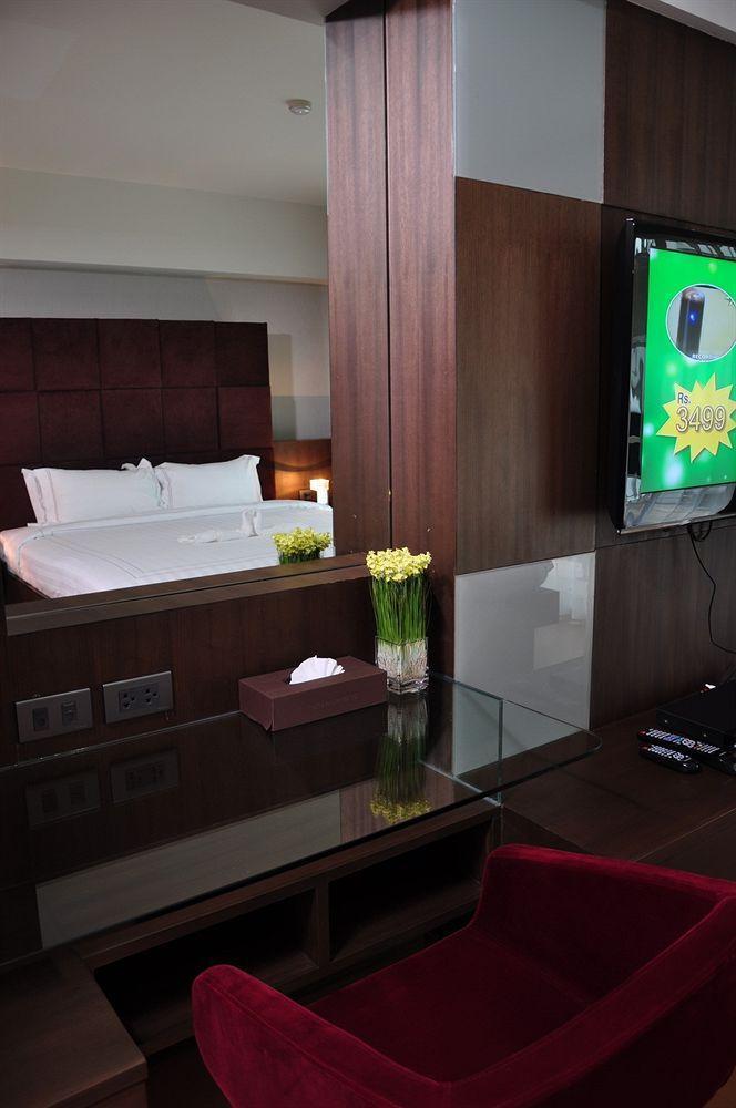 Palms @ Sukhumvit Executive Suite Bangkok Exterior foto