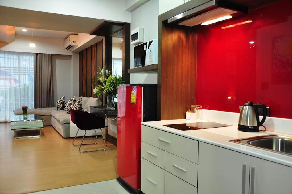 Palms @ Sukhumvit Executive Suite Bangkok Exterior foto