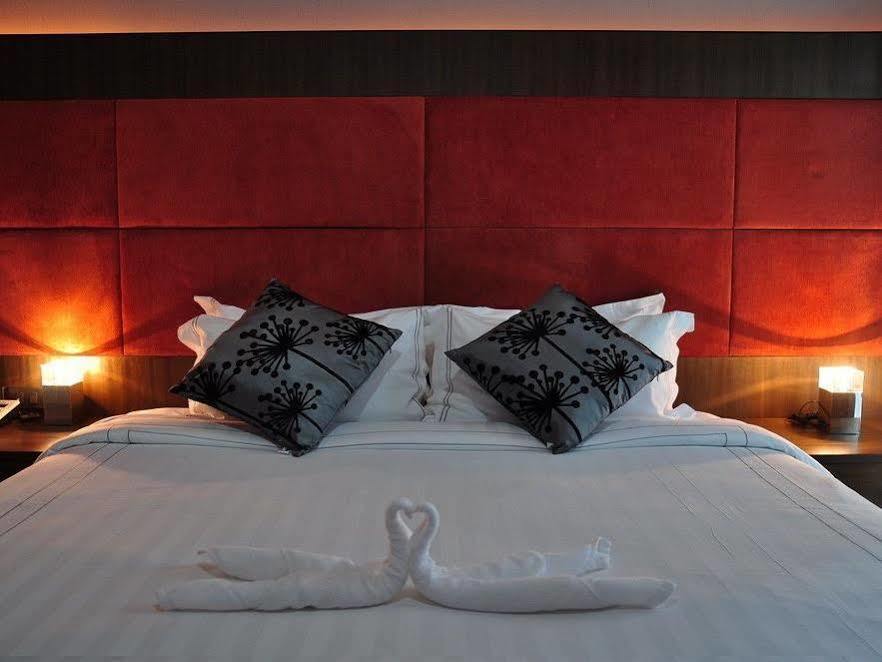 Palms @ Sukhumvit Executive Suite Bangkok Exterior foto